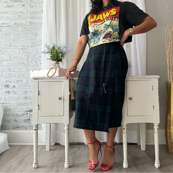 Pleated Skirt, Perfect for my fashionistas! - Picture 5 of 13